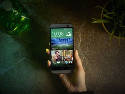 смартфон HTC One (M8)